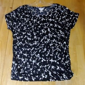 Jaclyn Smith black and white shirt size Medium